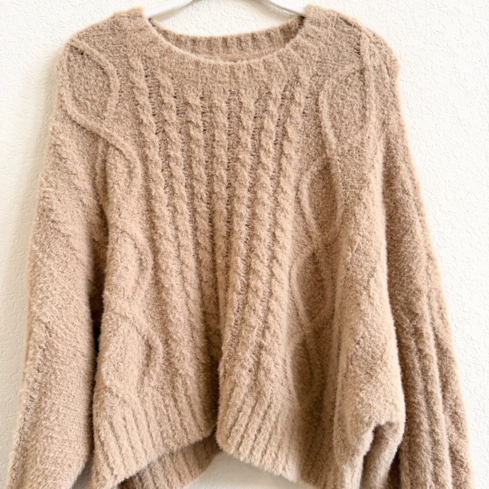 Aerie Tan Cable Knit Cropped Oversized Sweater Soft Fuzzy Sz L Cozy Loungewear